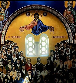 зидно сликарство у припрати цркве са приказима светитеља и празника у византијском стилу - фрескопис на сводовима цркве, детаљни прикази светитеља и христа сведржитеља у куполи храма светог архангела гаврила